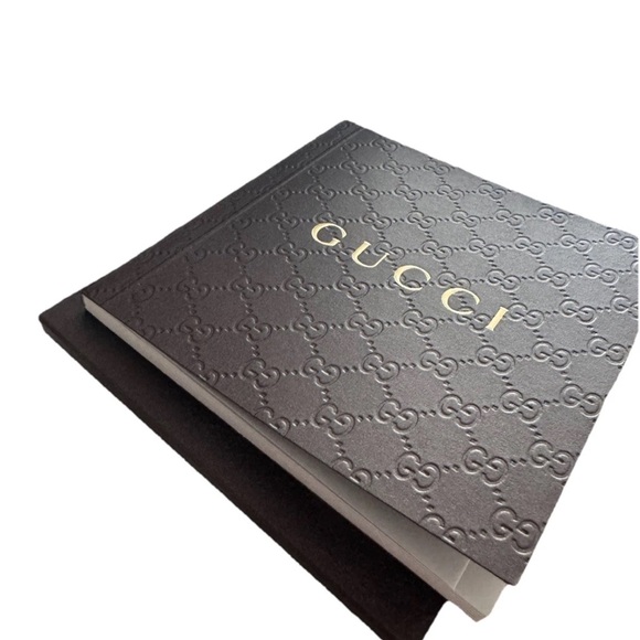 Gucci Pantheon 115.2 44MM Men’s Stainless Steel Watch - Picture 5 of 6